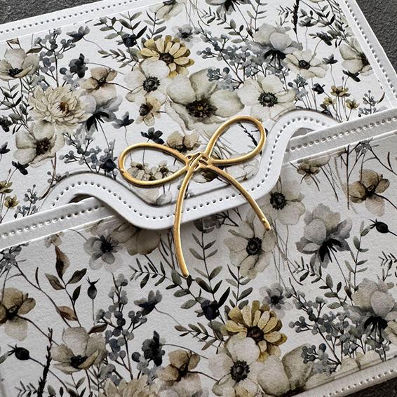 Simple and Basic - Dies - Square card with closure