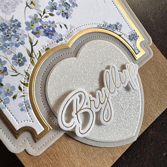 Simple and Basic - Dies - A6 Heart Card Front
