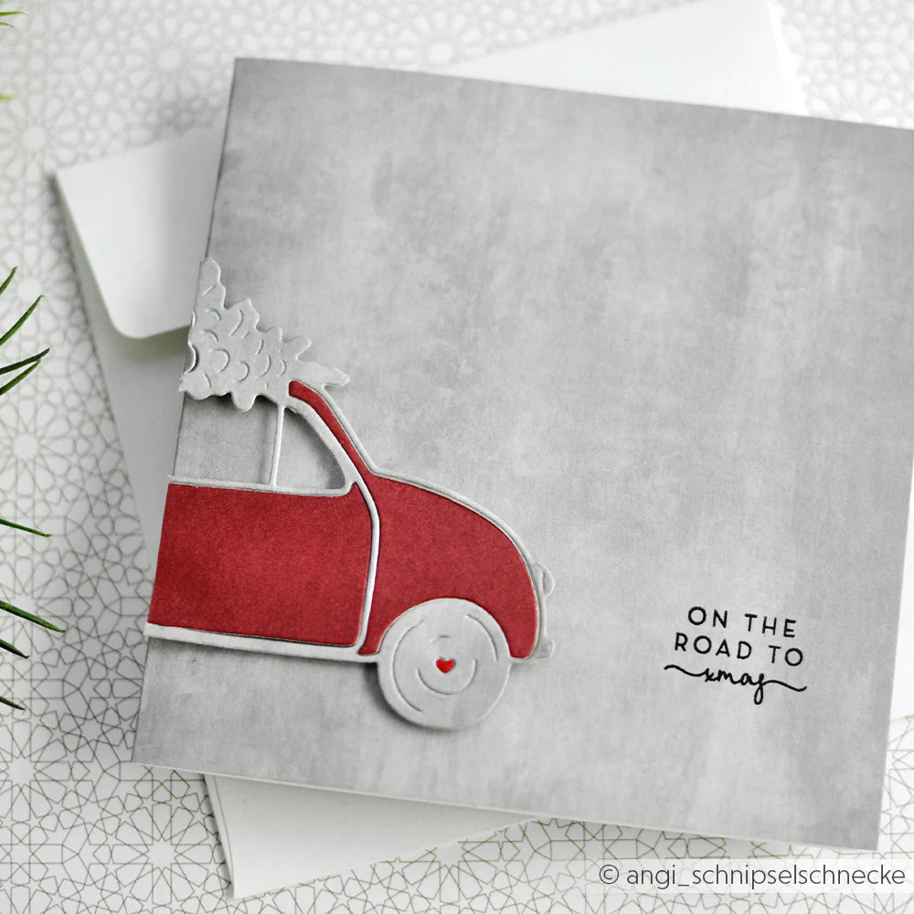 Alexandra Renke - Dies - Outline car with fir tree