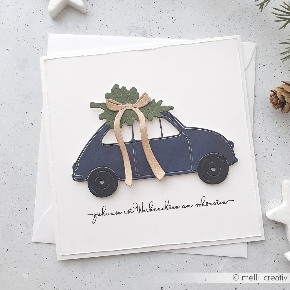 Alexandra Renke - Dies - Outline car with fir tree