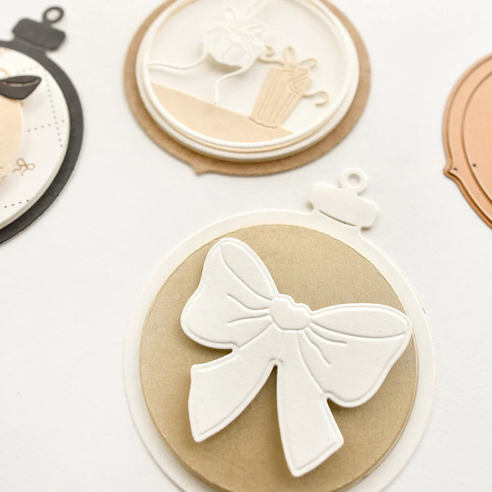 Alexandra Renke - Dies - Foldable Christmas tree baulb