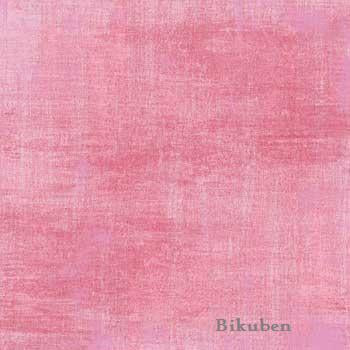 Kelly Panacci: Pink Linen