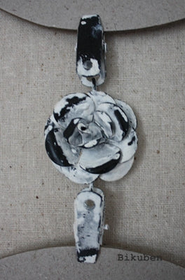 Melissa Frances - Double Flower Clip