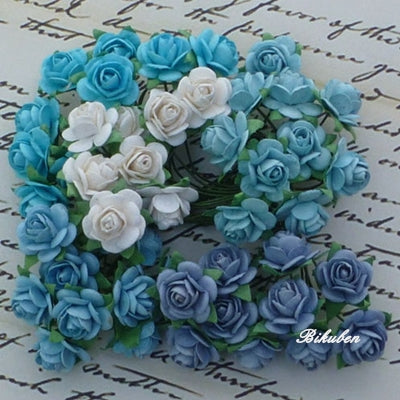 Wild Orchid - Roses 15mm - Mixed Blue Tone & White