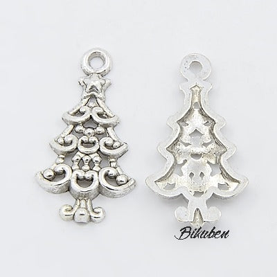 Charms - Antique Silver - Ornate Christmas Tree 