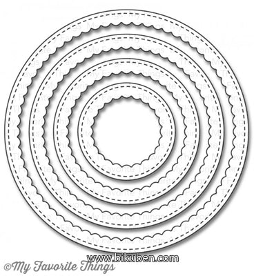 Die-namics - Stitched - Scallop Frame - Circle