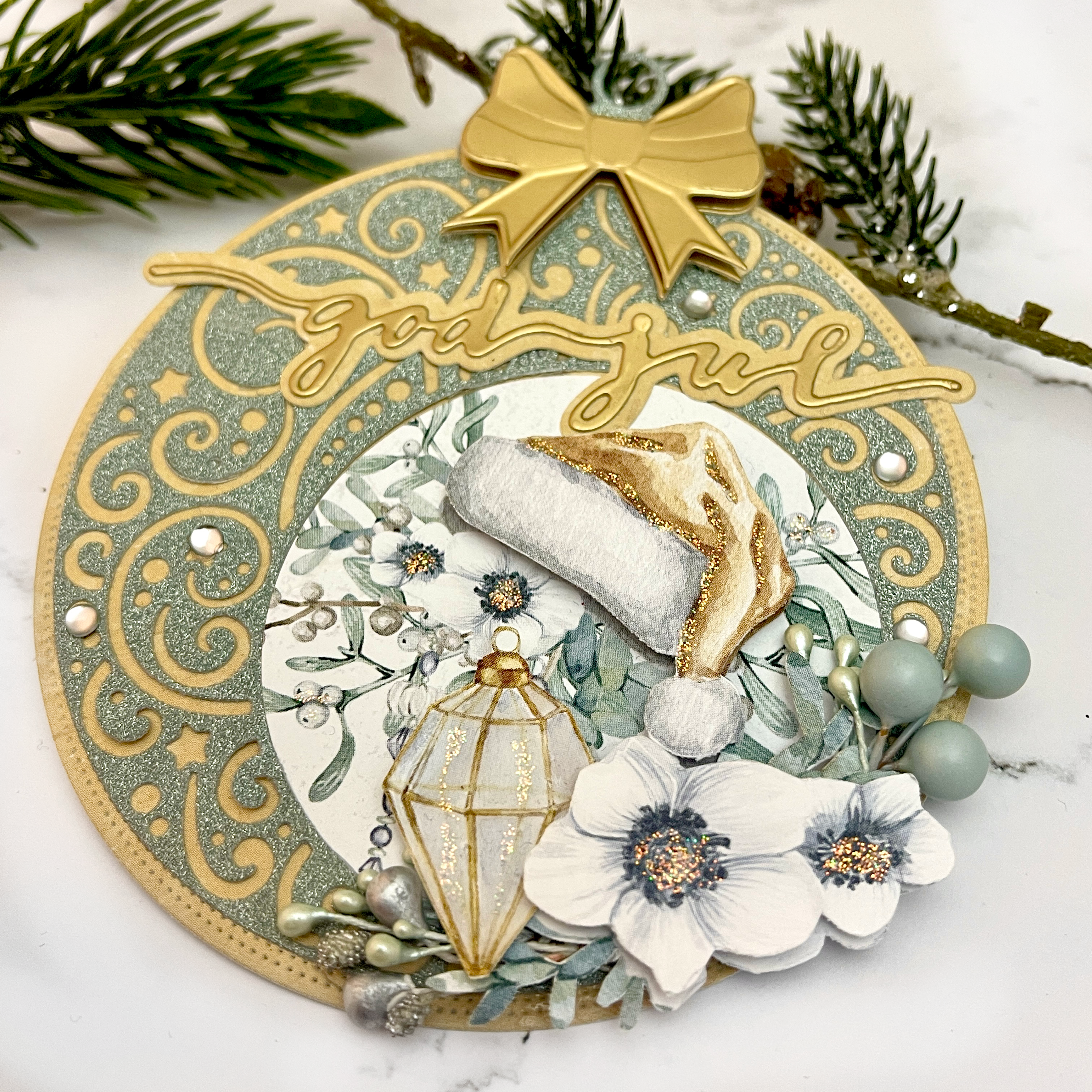 Jeanine Art - Dies - Christmas Cottage - Christmas swirls bauble